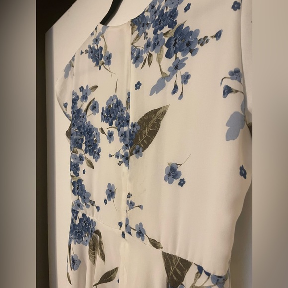 Lulu’s Blue Floral Dress - Picture 6 of 7